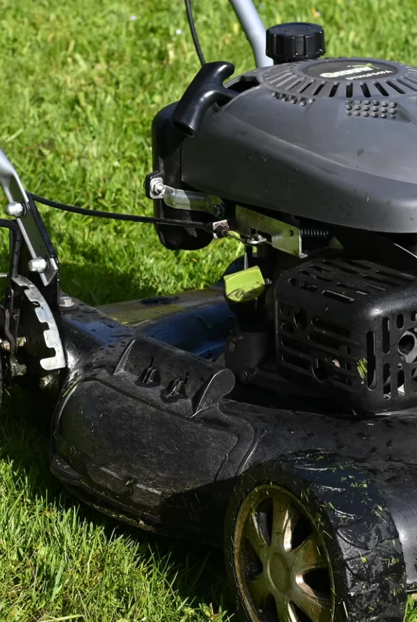 Carburetor Problems: Signs Your Mower's Carburetor Needs Cleaning