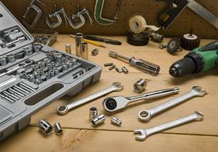 "John Deere 70-Piece 1/4"" - 3/8"" Drive SAE/Metric Socket and Wrench Set - TY19996"