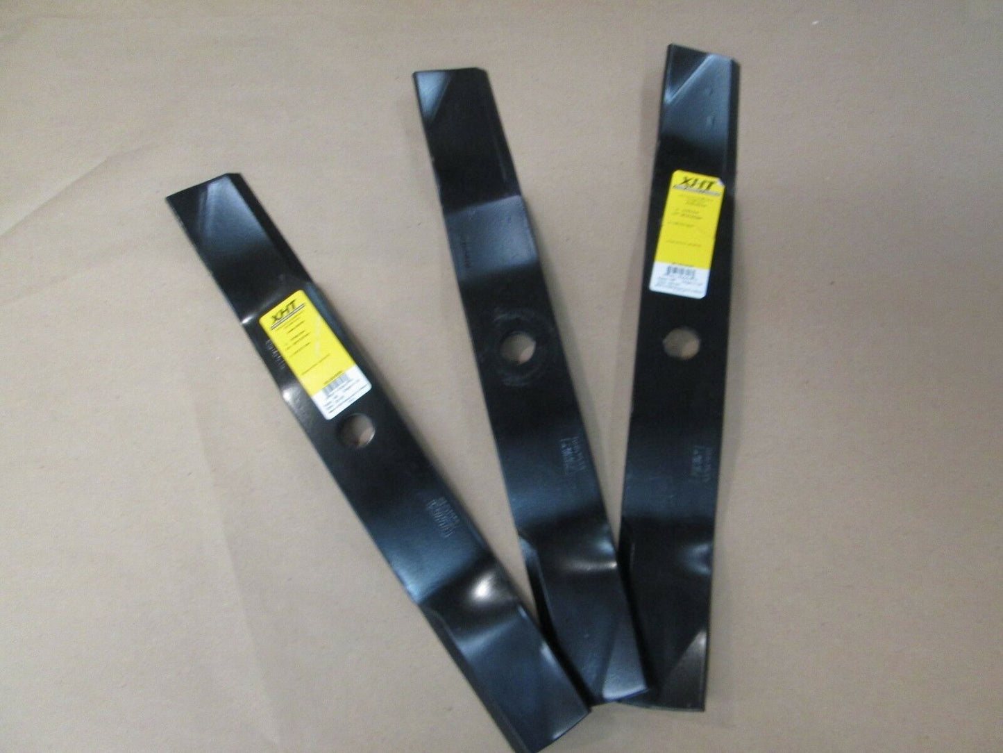 XHT 19" Mower Blade (Set of 3) - B1JD1039,3