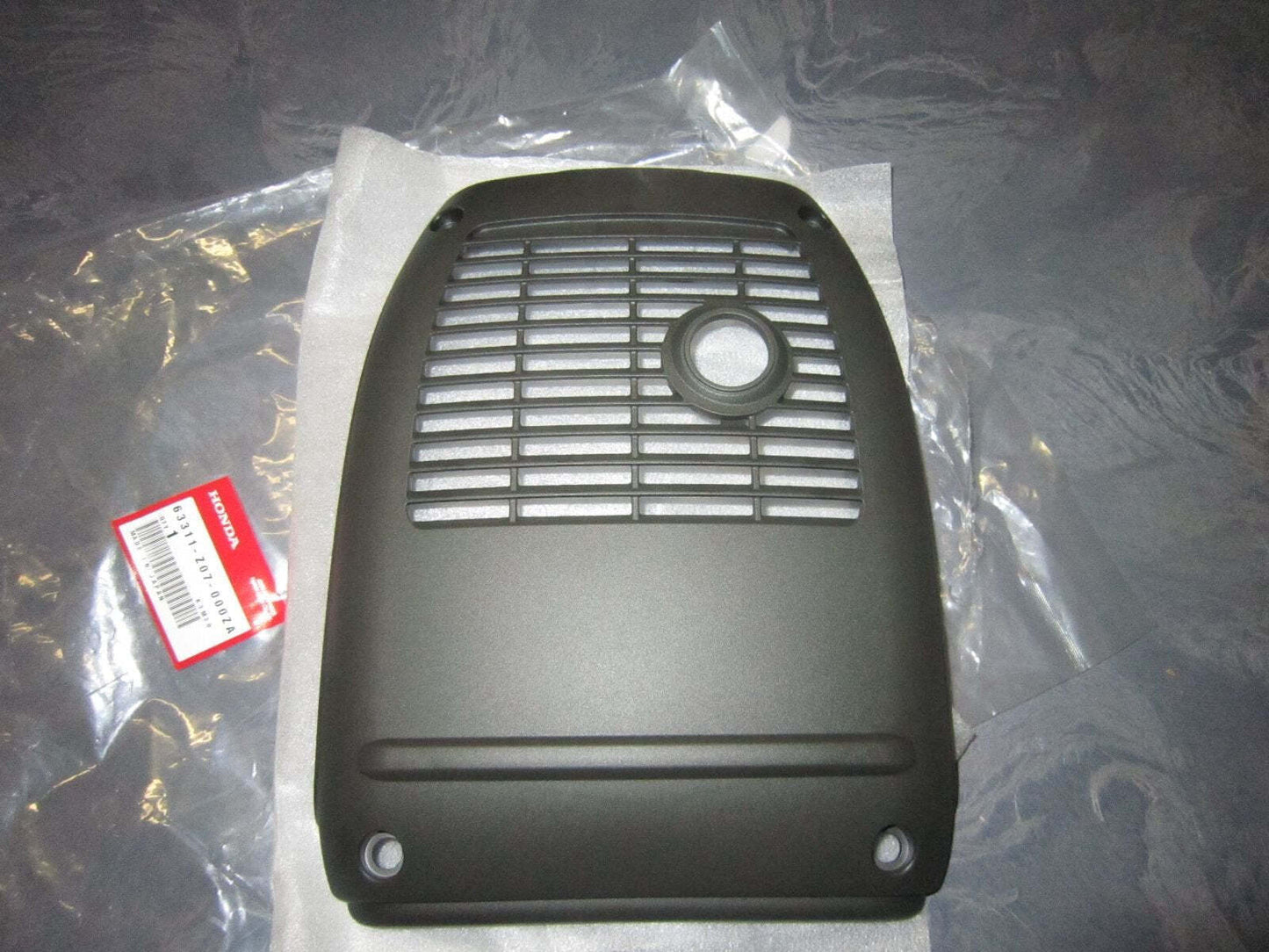 Honda 63311-Z07-000ZA Cover Rr. *Nh314*