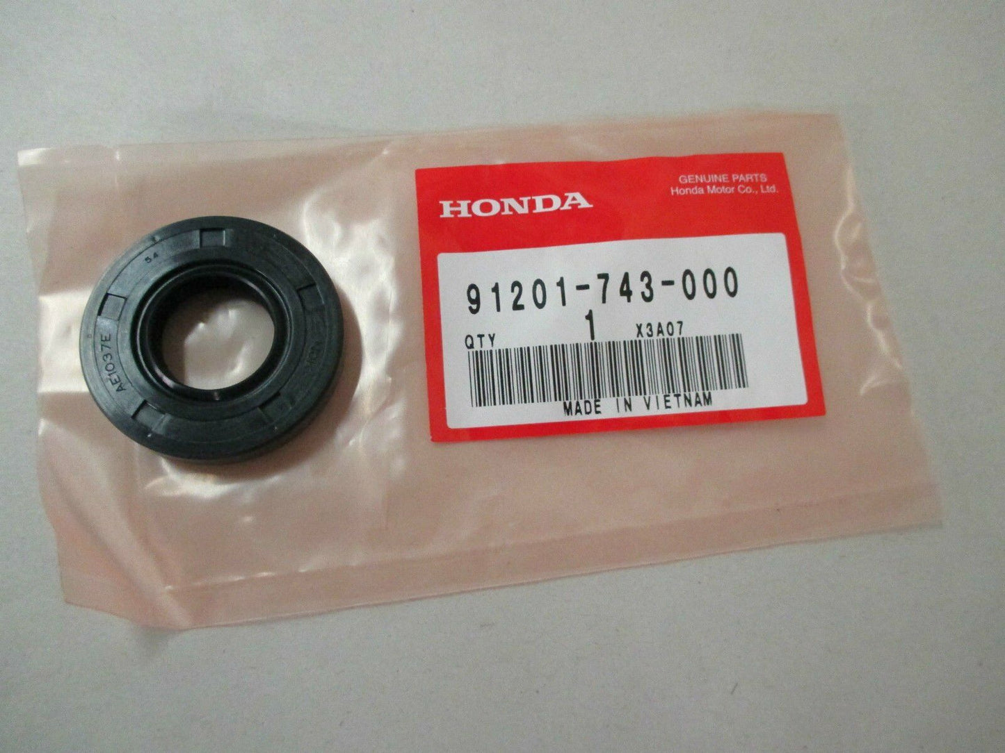 Honda Oil Seal (20X42X8) - 91201-743-000,1