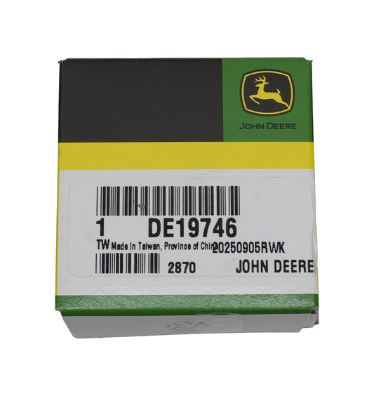 John Deere Original Equipment Seal - DE19746