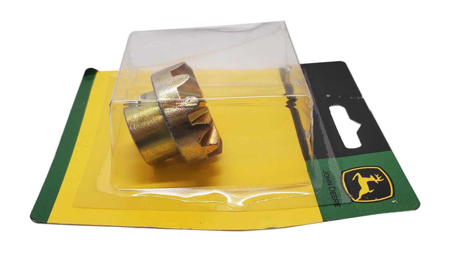 John Deere Original Equipment Gear - M146098
