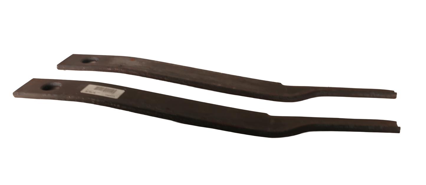 John Deere Original Equipment Blade Kit - TIFC711123