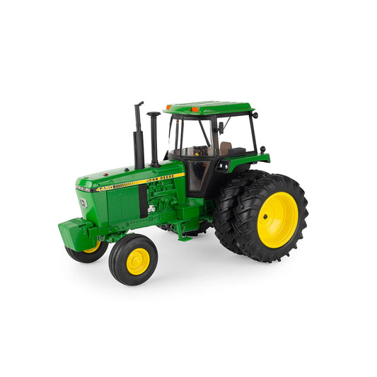 1/16 John Deere 4450 Prestige Collection Tractor Toy - LP86729